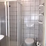 In Mit Kleiner Terrasse By Interhome Сasa de vacaciones